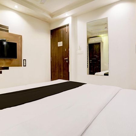 FabHotel Park Palace Mandvi Mumbai Exterior foto